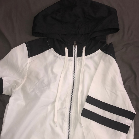 Windbreaker - Picture 1 of 1
